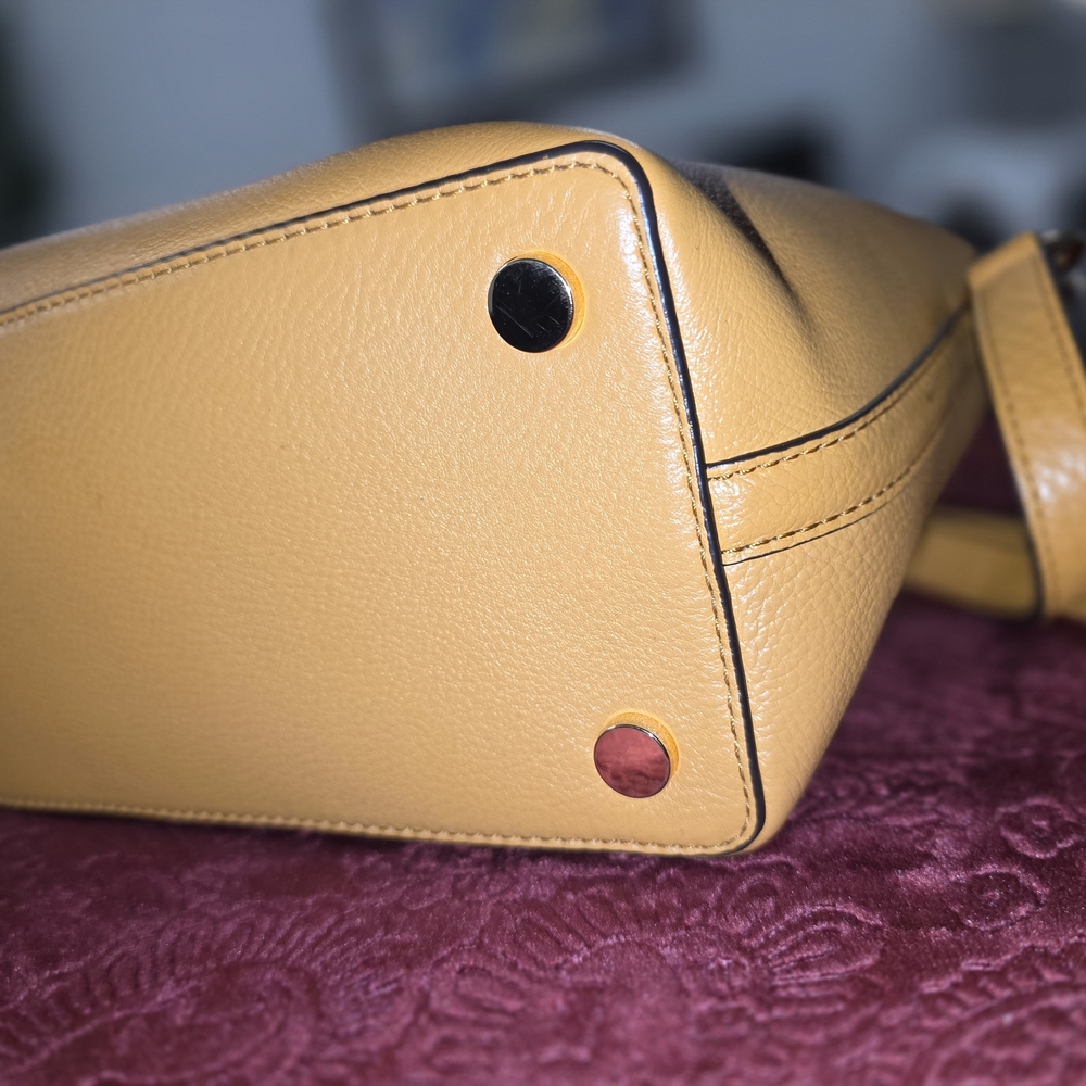 Michael Kors Tan Leather Handbag - Picture 5 of 11